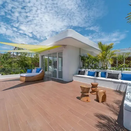 Trendsetting Ultimate 6-Bed Beach Getaway-Staff-Breakfast-Bbq-Billiard Canggu  Exterior photo