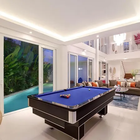 Trendsetting Ultimate 6-Bed Beach Getaway-Staff-Breakfast-Bbq-Billiard Canggu  Exterior photo