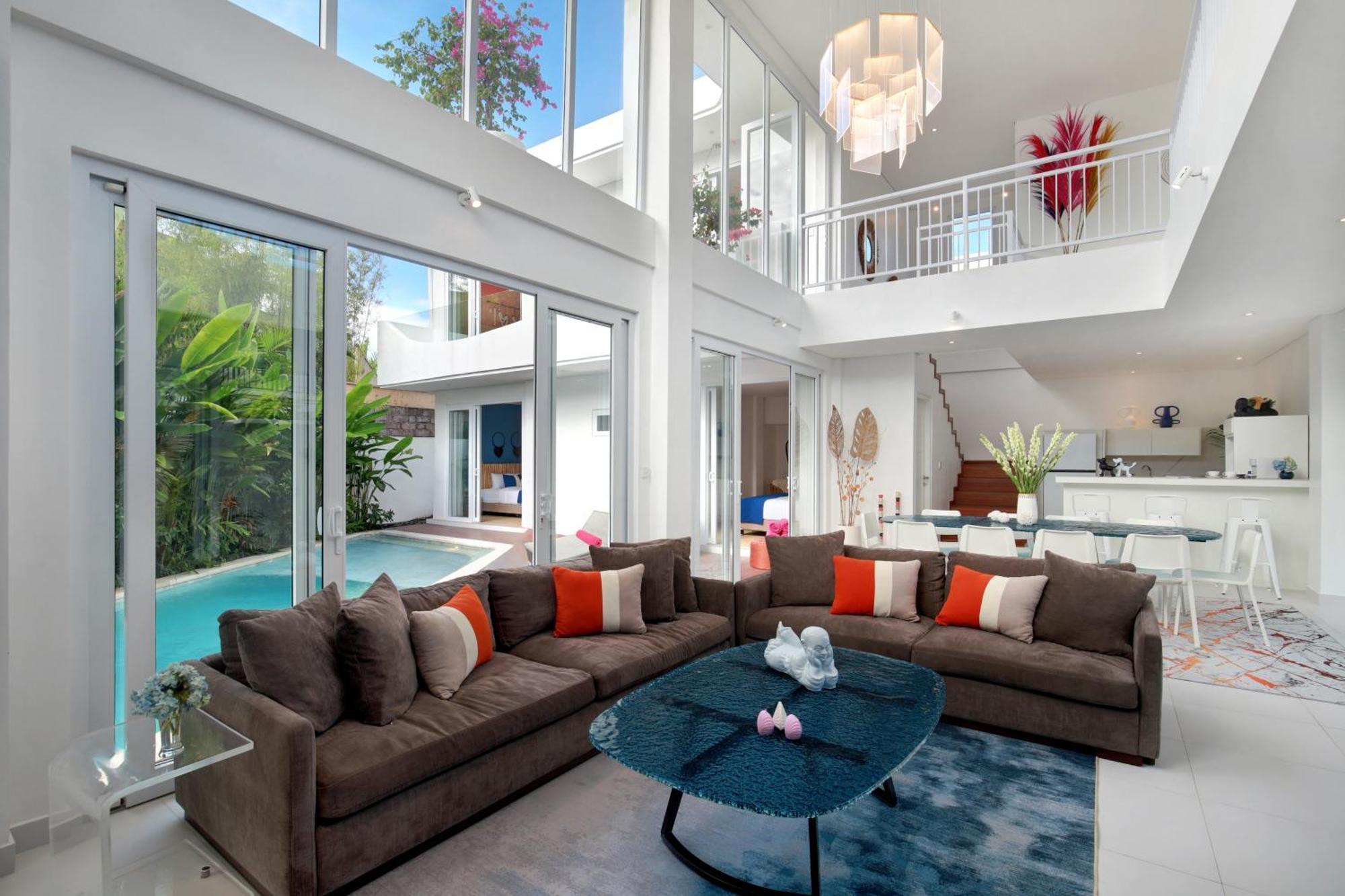 Trendsetting Ultimate 6-bed Getaway-staff-breakfast-bbq-billiard Villa Canggu (Bali)